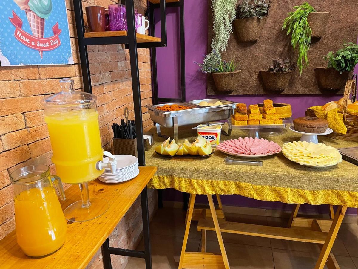 Utopia Hostel 阿帕雷西达 外观 照片