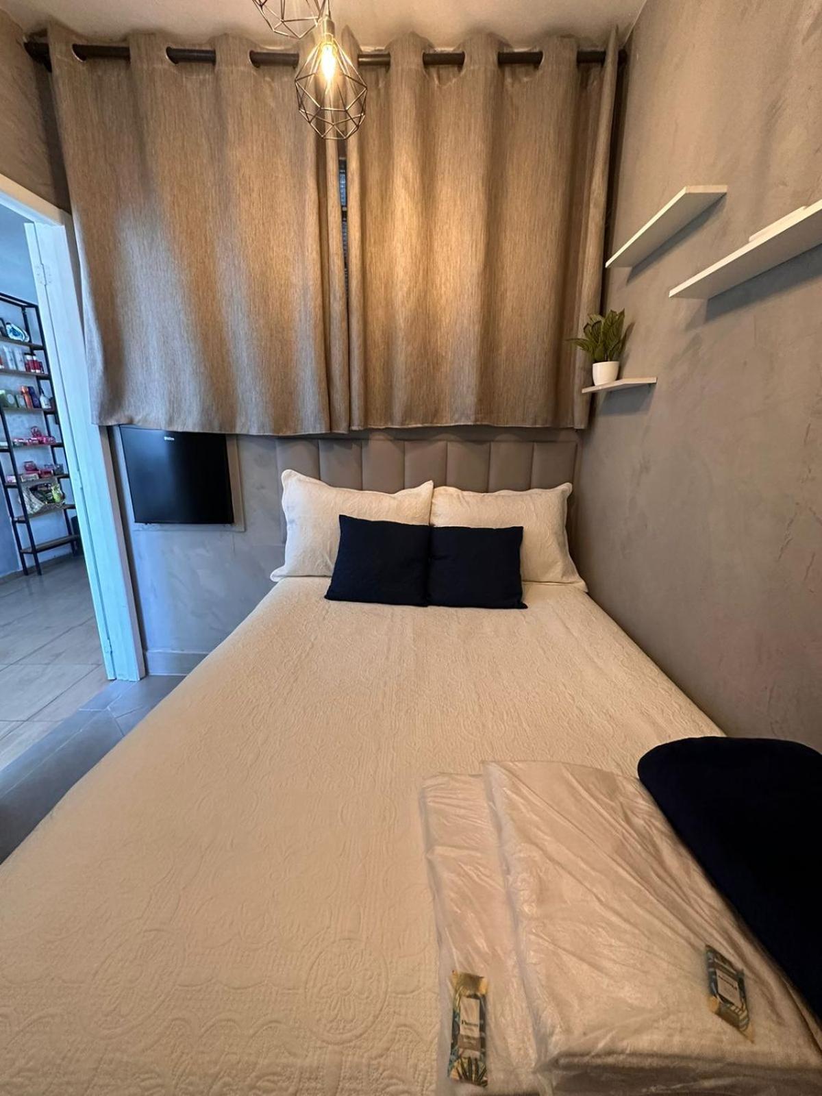 Utopia Hostel 阿帕雷西达 外观 照片