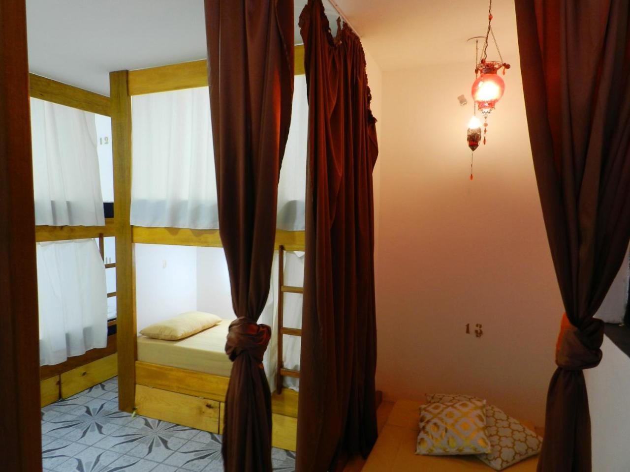 Utopia Hostel 阿帕雷西达 外观 照片