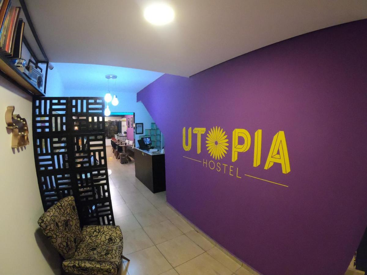 Utopia Hostel 阿帕雷西达 外观 照片